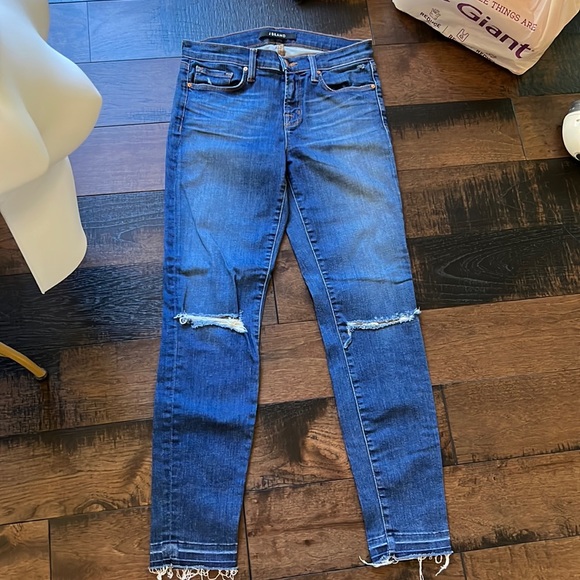 Size26 j brand jeans - Picture 1 of 1